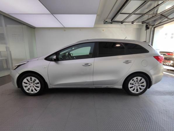 Kia Ceed II с пробегом 2013 года, цена 795 000 рублей, 186000 км, универсал, Автокод Объявления