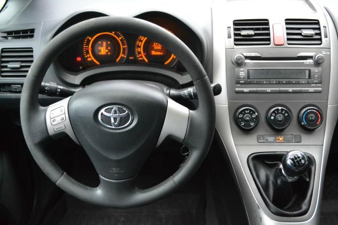 Toyota Auris I с пробегом 2008 года, цена 450 000 рублей, 353915 км, хэтчбек, Автокод Объявления