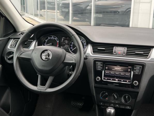 Skoda Rapid I Рестайлинг с пробегом 2019 года, цена 1 349 000 рублей, 103230 км, лифтбек, Автокод Объявления