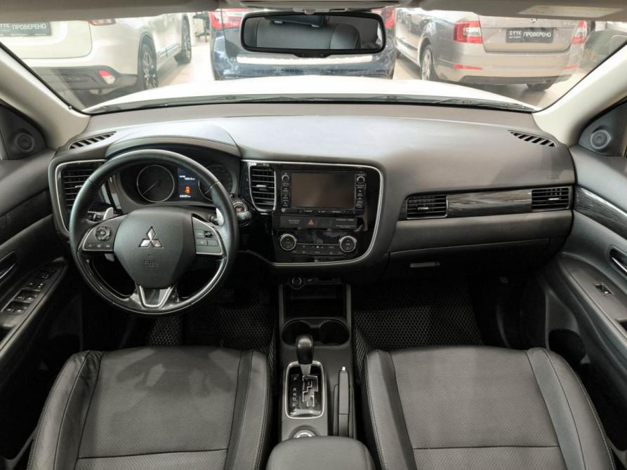 Mitsubishi Outlander III Рестайлинг 2 Казань  - изображение 17
