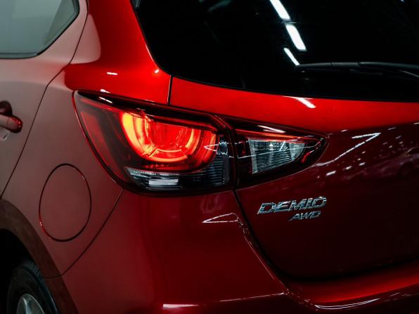 Mazda Demio IV (DJ) с пробегом 2016 года, цена 1 050 000 рублей, 59060 км, хэтчбек, Автокод Объявления