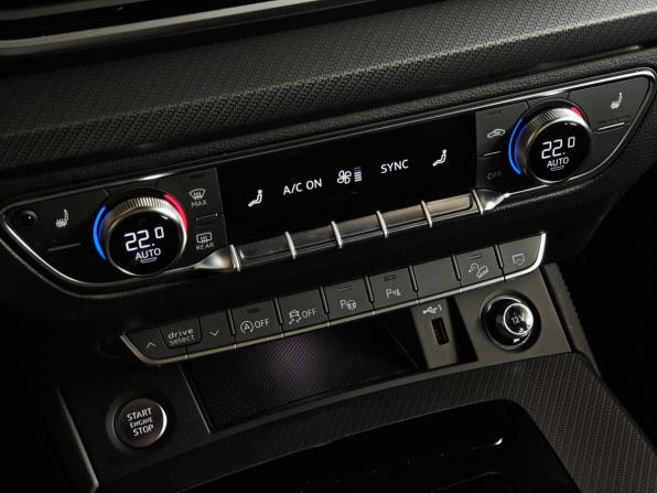 Audi Q5 II (FY) Рестайлинг с пробегом 2025 года, цена 6 150 000 рублей, 39 км, внедорожник, Автокод Объявления