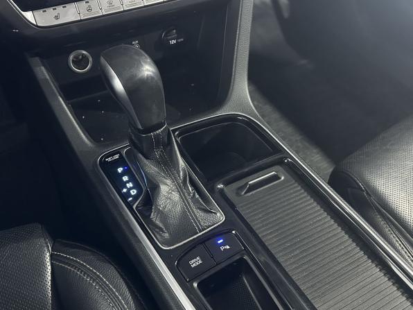 Hyundai Sonata VII (LF) Рестайлинг с пробегом 2019 года, цена 1 690 000 рублей, 178844 км, седан, Автокод Объявления