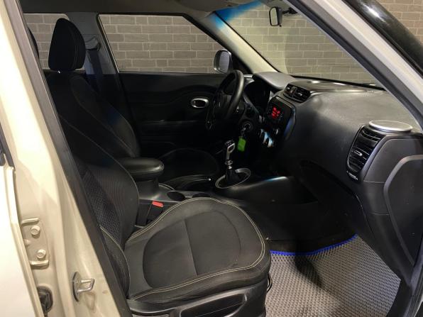 Kia Soul II с пробегом 2014 года, цена 990 000 рублей, 216278 км, хэтчбек, Автокод Объявления