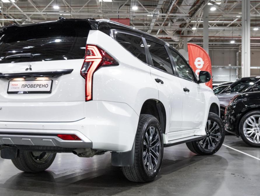 Mitsubishi Montero Sport III Рестайлинг Санкт-Петербург  - изображение 12