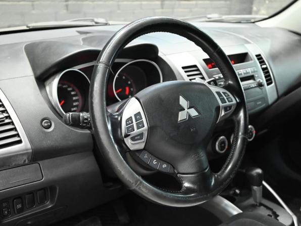 Mitsubishi Outlander II с пробегом 2008 года, цена 1 100 000 рублей, 238439 км, внедорожник, Автокод Объявления