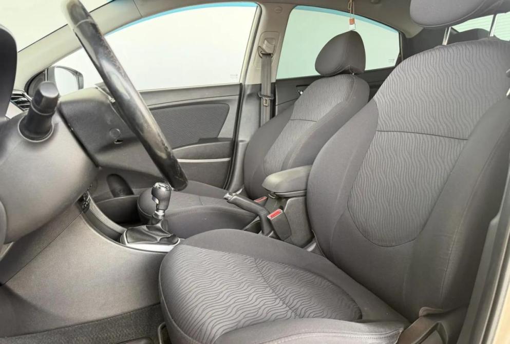 Hyundai Solaris I Киров  - изображение 21