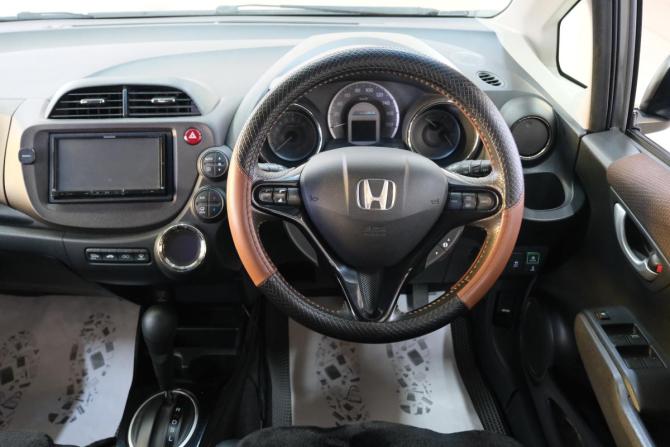 Honda Fit Shuttle I с пробегом 2011 года, цена 999 000 рублей, 147000 км, универсал, Автокод Объявления