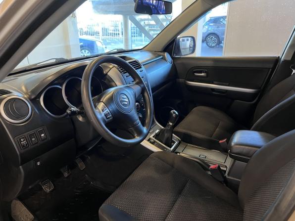 Suzuki Grand Vitara II с пробегом 2005 года, цена 680 000 рублей, 264781 км, внедорожник, Автокод Объявления