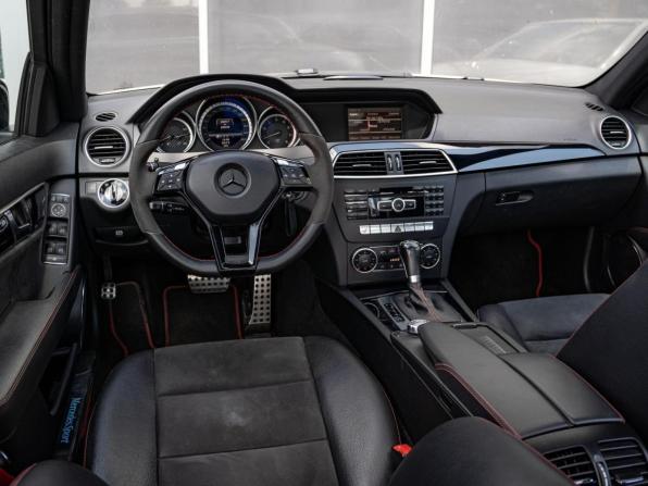 Mercedes-Benz C-Класс III (W204) Рестайлинг с пробегом 2013 года, цена 1 749 000 рублей, 200449 км, седан, Автокод Объявления