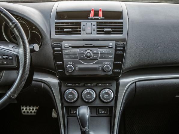 Mazda 6 II (GH) Рестайлинг с пробегом 2011 года, цена 928 000 рублей, 214638 км, седан, Автокод Объявления