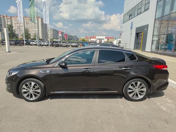 Kia Optima IV Рестайлинг с пробегом 2018 года, цена 2 395 000 рублей, 60018 км, седан, Автокод Объявления