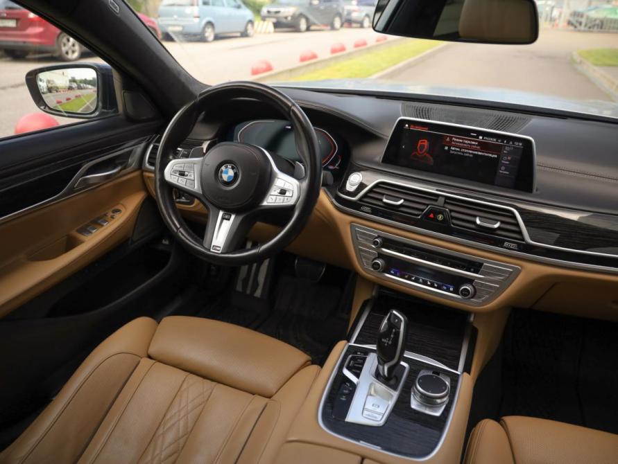 BMW 7 серии VI (G11/G12) Рестайлинг Санкт-Петербург  - изображение 11