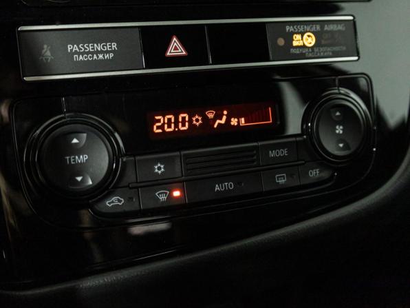 Mitsubishi Outlander III Рестайлинг 3 с пробегом 2019 года, цена 1 899 700 рублей, 101490 км, внедорожник, Автокод Объявления