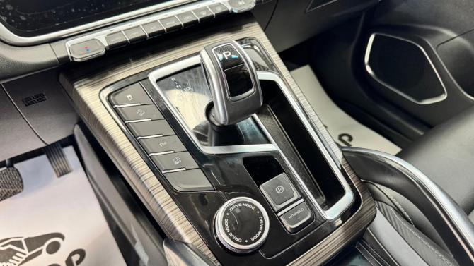 Geely Atlas Pro с пробегом 2022 года, цена 2 120 000 рублей, 72030 км, внедорожник, Автокод Объявления