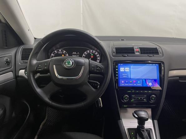 Skoda Octavia II (A5) Рестайлинг с пробегом 2012 года, цена 895 000 рублей, 137246 км, лифтбек, Автокод Объявления