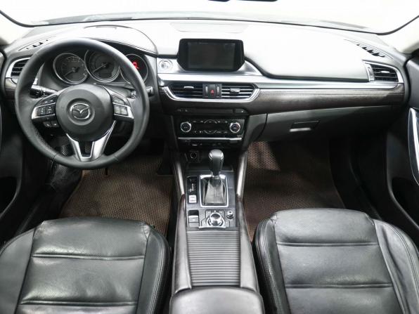 Mazda 6 III (GJ) Рестайлинг с пробегом 2015 года, цена 1 719 900 рублей, 238532 км, седан, Автокод Объявления