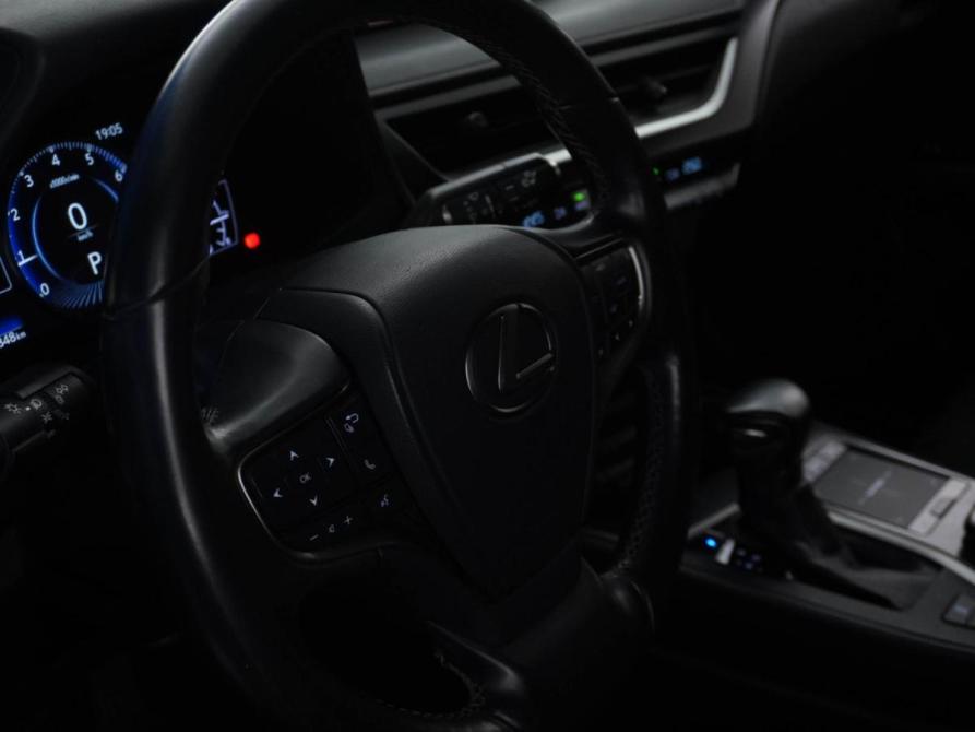 Lexus UX I Москва  - изображение 12