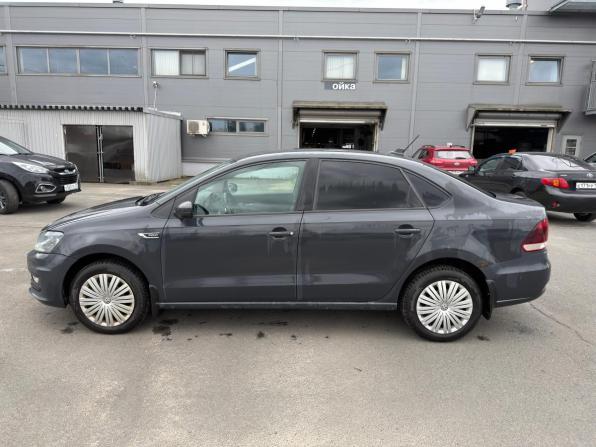 Volkswagen Polo V Рестайлинг с пробегом 2018 года, цена 1 149 000 рублей, 110000 км, седан, Автокод Объявления