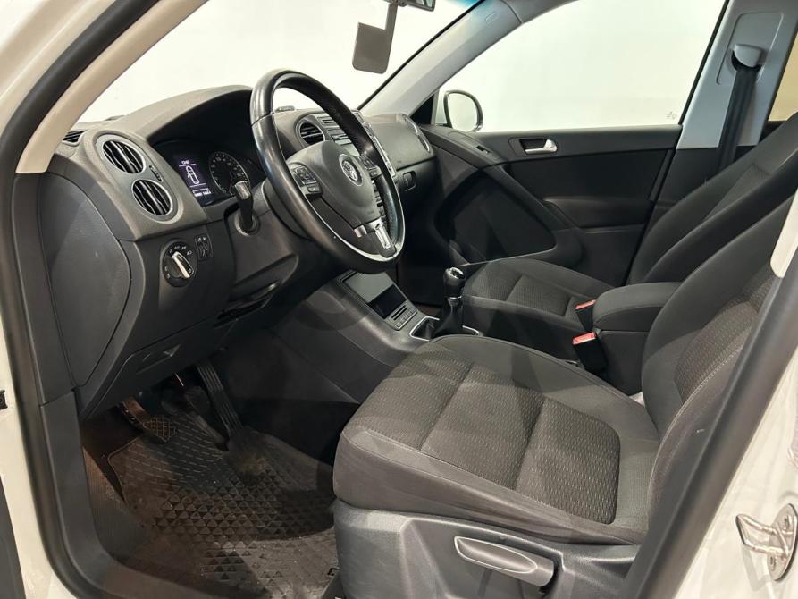 Volkswagen Tiguan I Рестайлинг Санкт-Петербург  - изображение 15