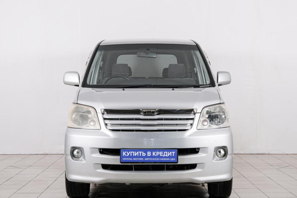 Toyota Noah I (R60) Красноярск  - изображение 2