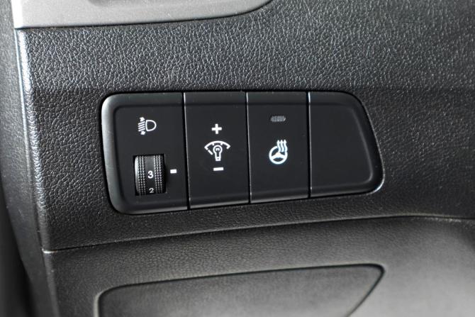 Hyundai Elantra V (MD) Рестайлинг с пробегом 2015 года, цена 959 000 рублей, 282000 км, седан, Автокод Объявления