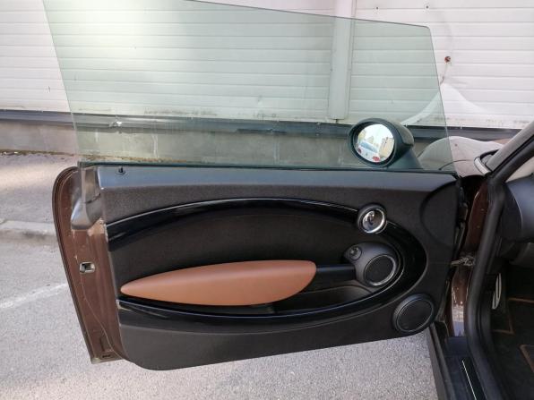 Mini Hatch II (R56) Рестайлинг с пробегом 2010 года, цена 989 000 рублей, 132620 км, хэтчбек, Автокод Объявления