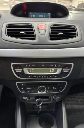 Renault Fluence I с пробегом 2010 года, цена 599 000 рублей, 274376 км, седан, Автокод Объявления