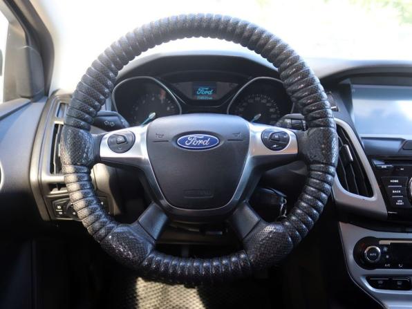 Ford Focus III с пробегом 2013 года, цена 579 000 рублей, 220000 км, хэтчбек, Автокод Объявления