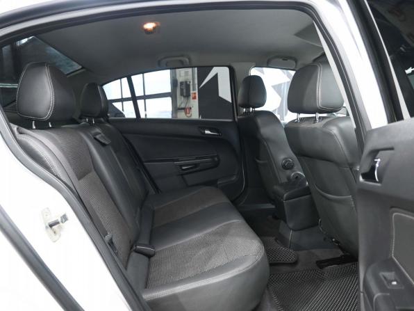 Opel Astra H Рестайлинг с пробегом 2011 года, цена 499 900 рублей, 312000 км, седан, Автокод Объявления