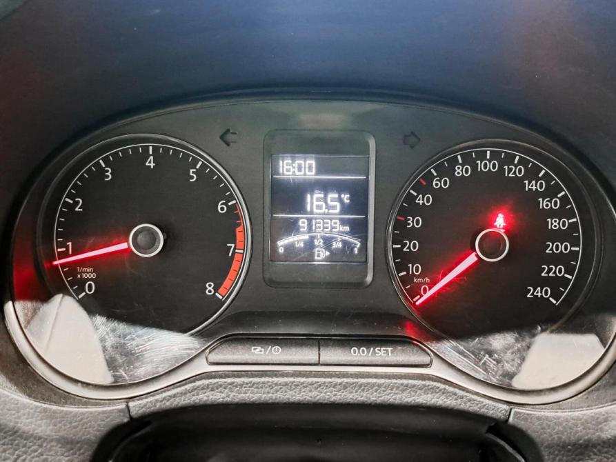 Volkswagen Polo V Рестайлинг Казань  - изображение 16