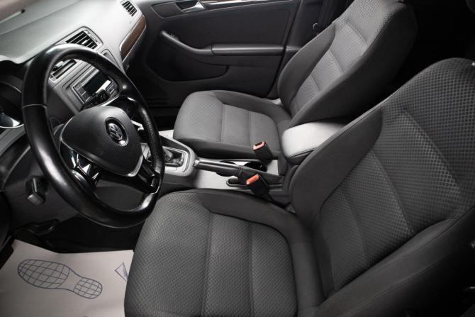 Volkswagen Jetta VI Рестайлинг с пробегом 2015 года, цена 1 499 000 рублей, 143896 км, седан, Автокод Объявления