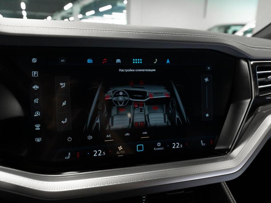 Volkswagen Touareg III Рестайлинг Москва  - изображение 19