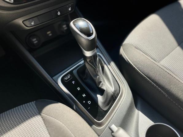 Hyundai Solaris II с пробегом 2020 года, цена 1 400 000 рублей, 164000 км, седан, Автокод Объявления
