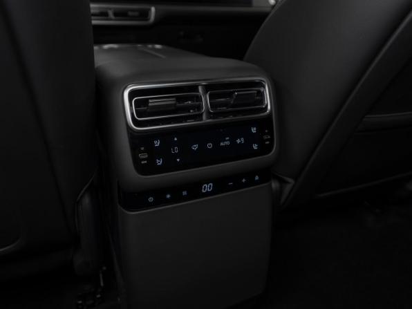 Li Auto (Lixiang) L6 с пробегом 2024 года, цена 5 440 000 рублей, 48096 км, внедорожник, Автокод Объявления