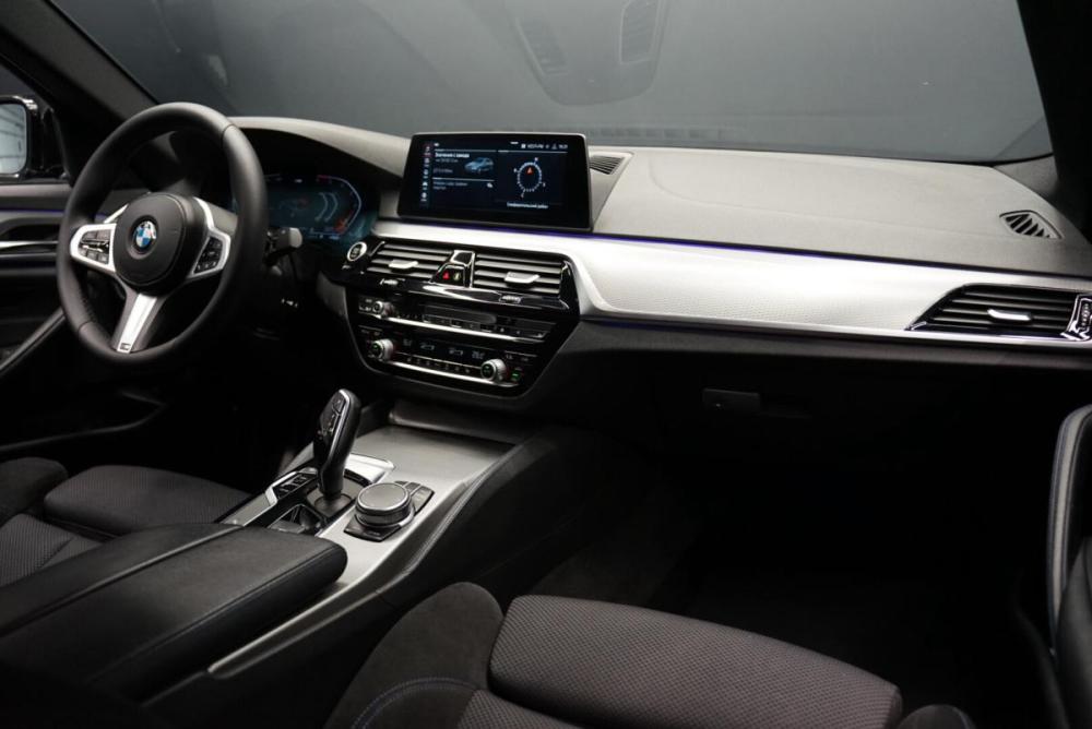 BMW 5 серии VII (G30/G31/G38) Крым  - изображение 24