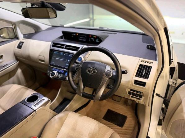 Toyota Prius Alpha I (ZVW40/41) Рестайлинг с пробегом 2018 года, цена 1 449 000 рублей, 158868 км, универсал, Автокод Объявления
