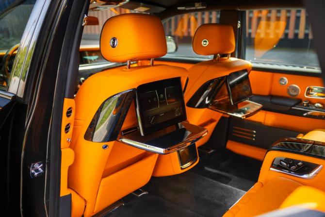 Новый Rolls-Royce Phantom VIII 2024 года, цена 98 000 000 рублей, седан, Автокод Объявления
