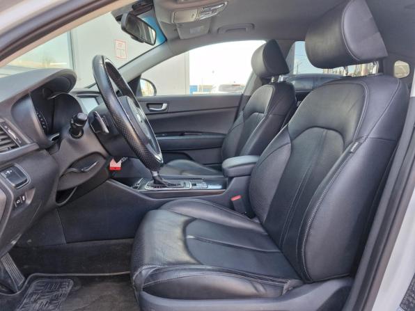 Kia Optima IV с пробегом 2018 года, цена 1 599 000 рублей, 200812 км, седан, Автокод Объявления