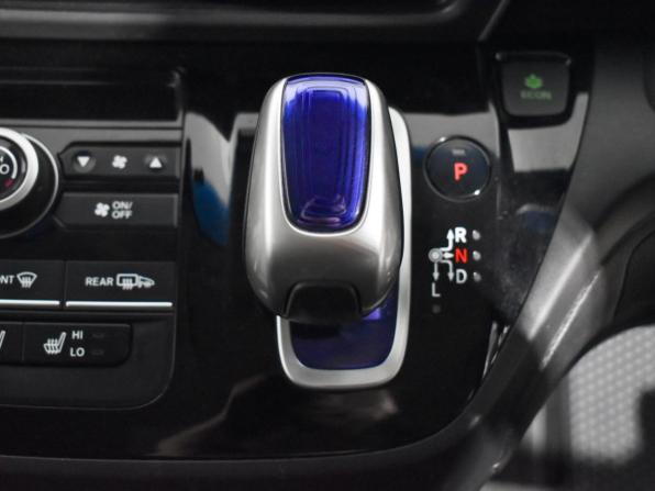 Honda Freed II с пробегом 2016 года, цена 1 140 000 рублей, 193302 км, компактвэн, Автокод Объявления