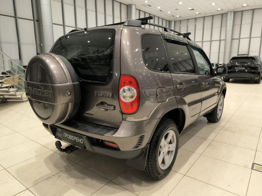 Chevrolet Niva I Рестайлинг Казань  - изображение 6