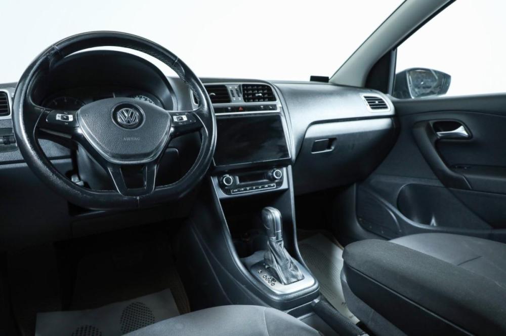 Volkswagen Polo V Рестайлинг Новосибирск  - изображение 8