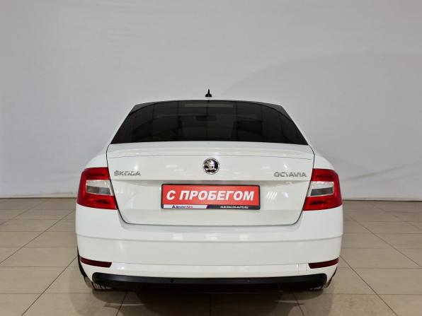 Skoda Octavia III (A7) Рестайлинг с пробегом 2017 года, цена 1 600 000 рублей, 71300 км, лифтбек, Автокод Объявления