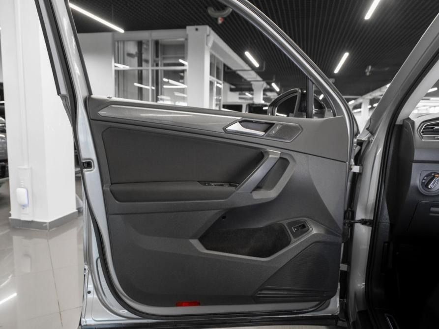 Volkswagen Tiguan II Москва  - изображение 21