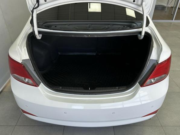 Hyundai Solaris I Рестайлинг с пробегом 2015 года, цена 945 000 рублей, 134158 км, седан, Автокод Объявления