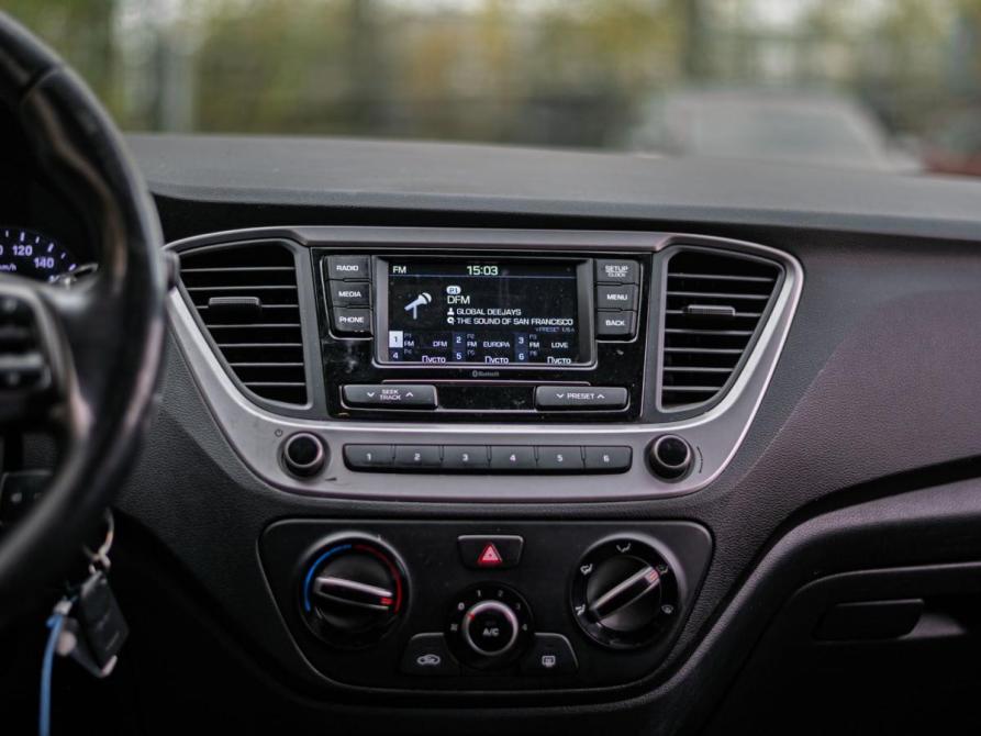 Hyundai Solaris II Санкт-Петербург  - изображение 7
