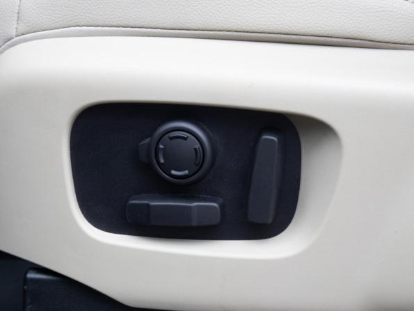 Land Rover Discovery V Рестайлинг с пробегом 2021 года, цена 7 348 000 рублей, 55420 км, внедорожник, Автокод Объявления