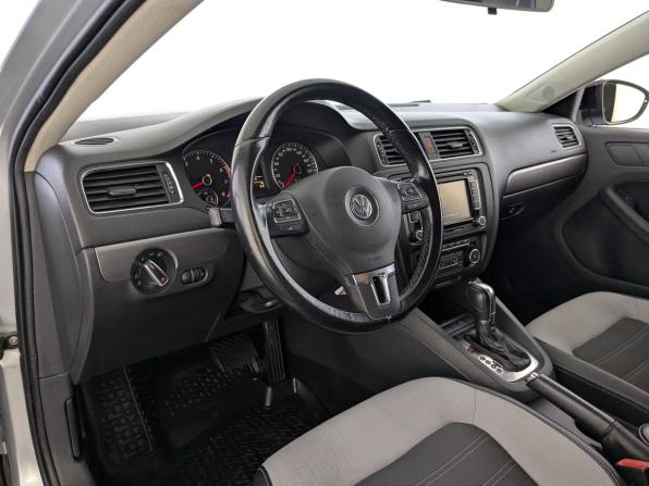 Volkswagen Jetta VI с пробегом 2012 года, цена 950 000 рублей, 184382 км, седан, Автокод Объявления
