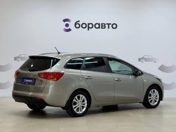 Kia Ceed II с пробегом 2015 года, цена 1 255 000 рублей, 183159 км, универсал, Автокод Объявления