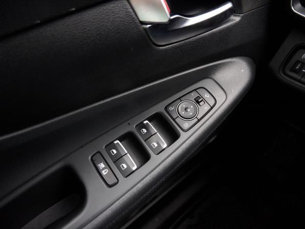 Hyundai Santa Fe IV с пробегом 2020 года, цена 2 876 000 рублей, 120145 км, внедорожник, Автокод Объявления